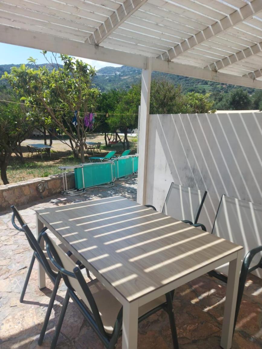 Antonis Apts, Physio Fitness Retreats Plakiász Kültér fotó